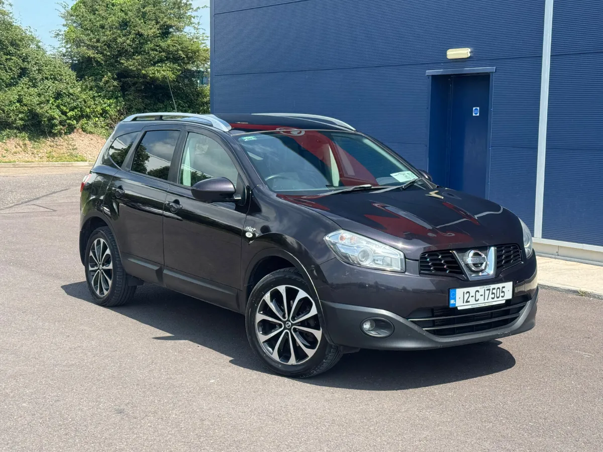Nissan Qashqai+2 2012 N Tec  full glass roof - Image 2