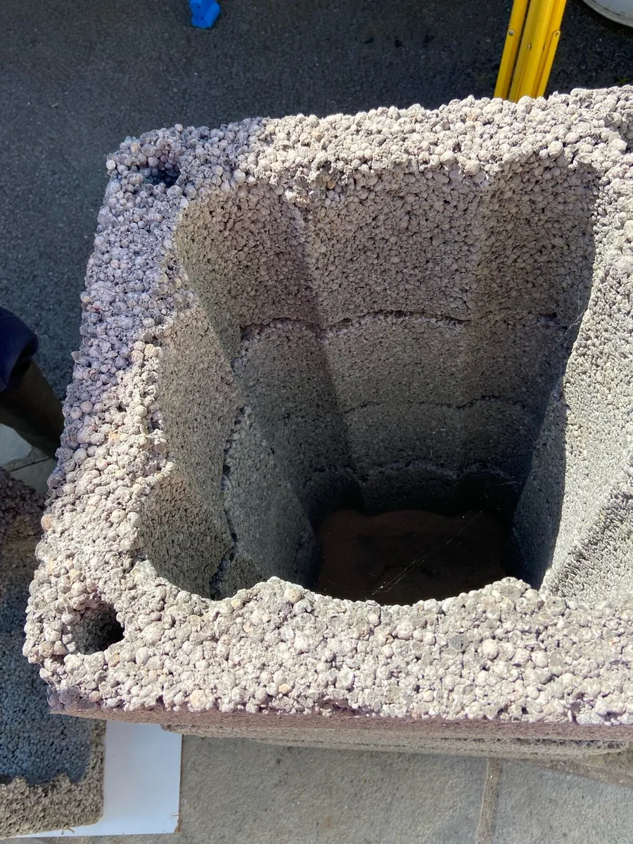 10 New Chimney Blocks. - Image 3