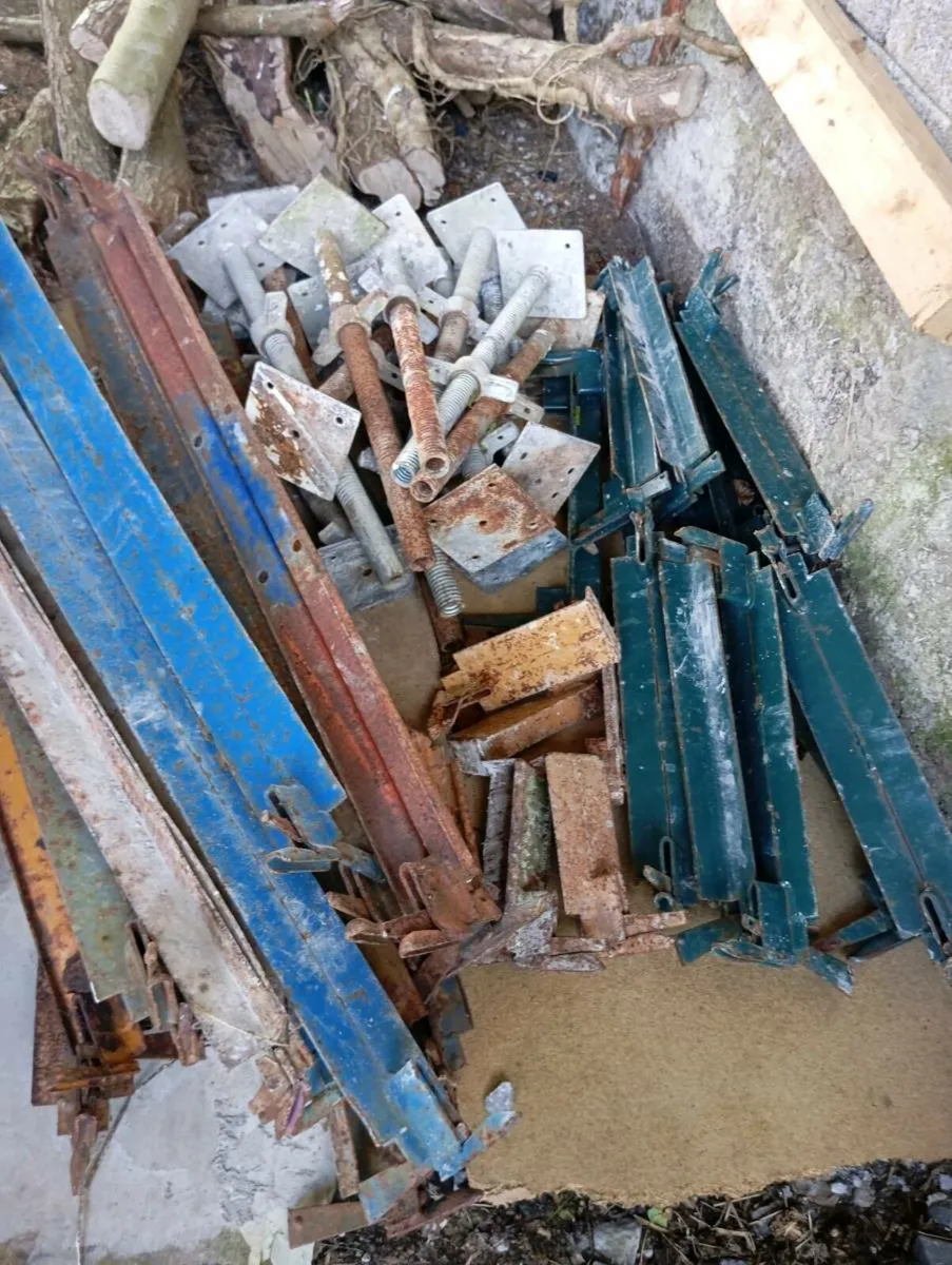 Scaffolding - Image 2