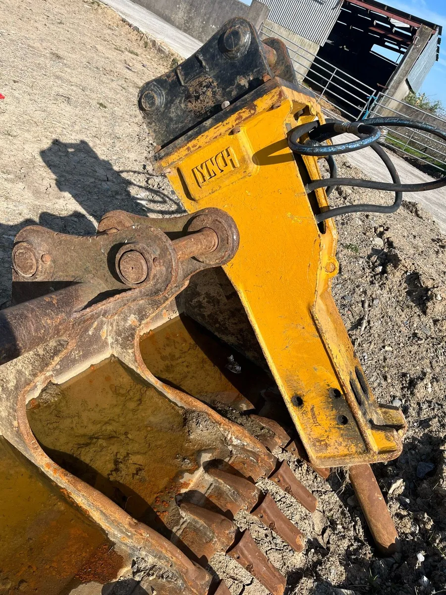 13t rock breaker - Image 1