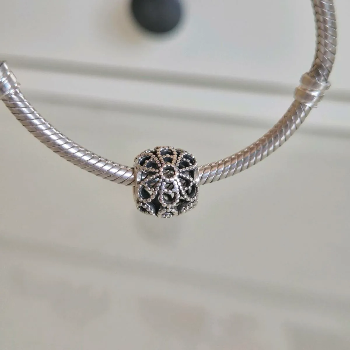 Pandora flower charm - Image 1