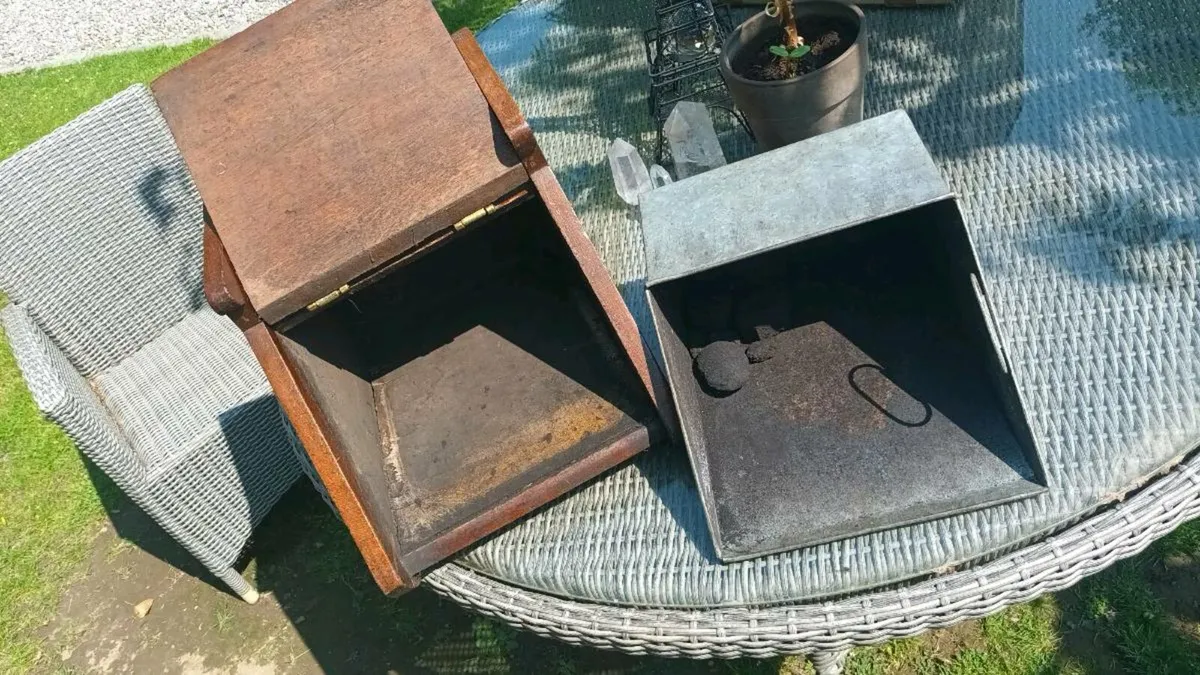 Art Nouveau coal bucket - Image 4