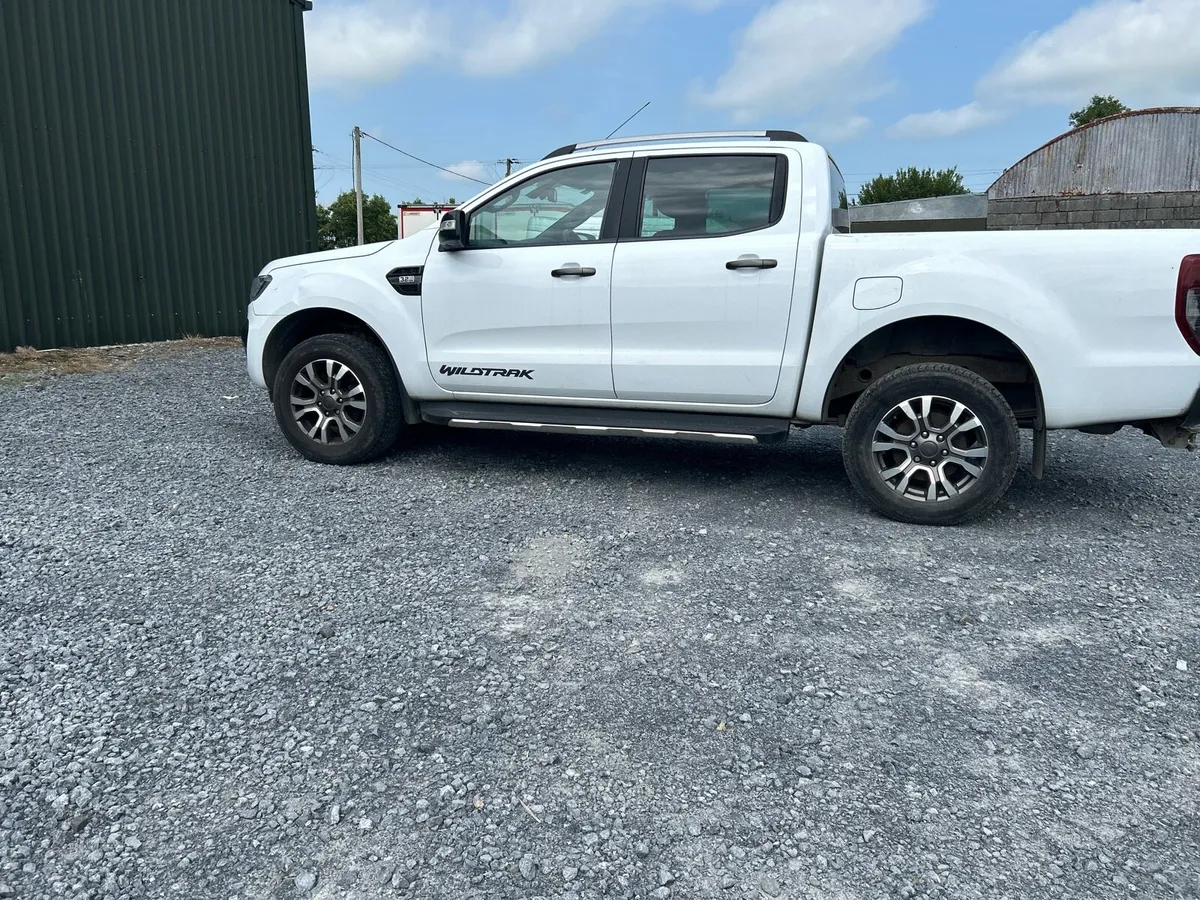 2019 Ford Ranger 3.2 Diesel automatic - Image 2