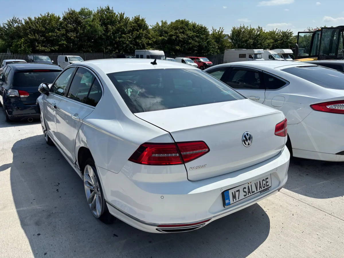 18 Passat HL Tdi Only 90km Starting - Image 4