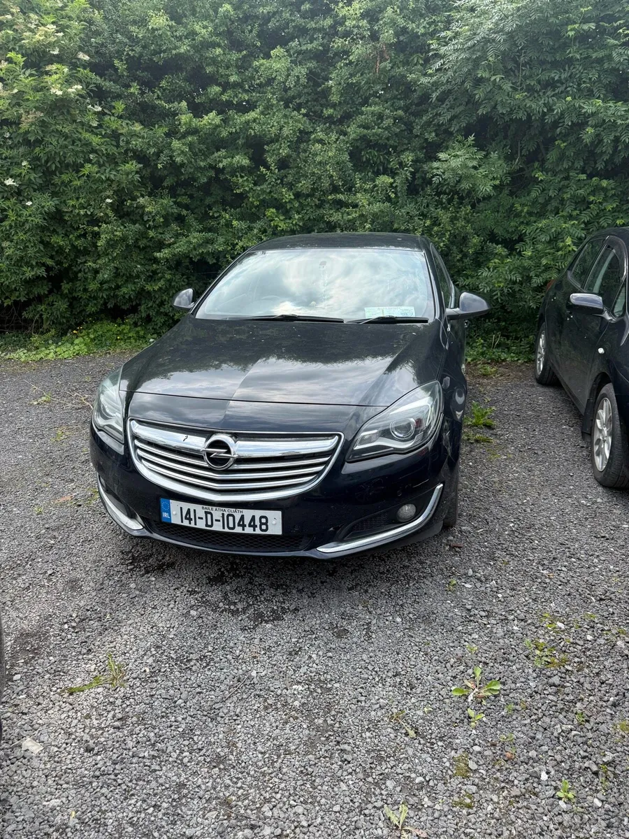 141 Opel Insignia Black - Image 1