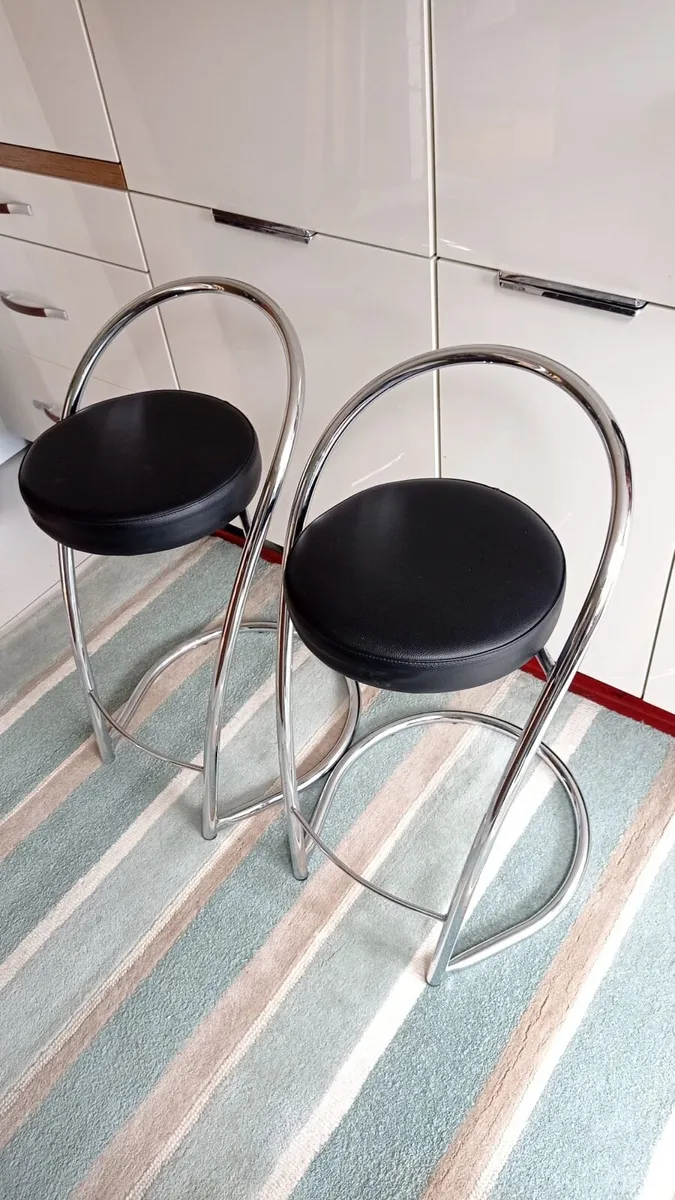 High stools