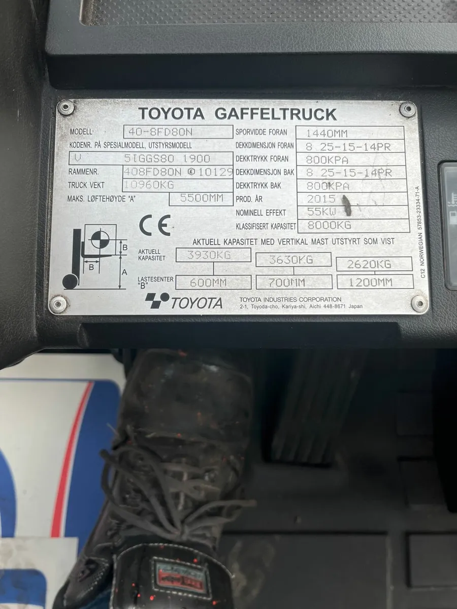 TOYOTA FORKLIFT 8 TON DIESEL - 8FD80N - Image 2