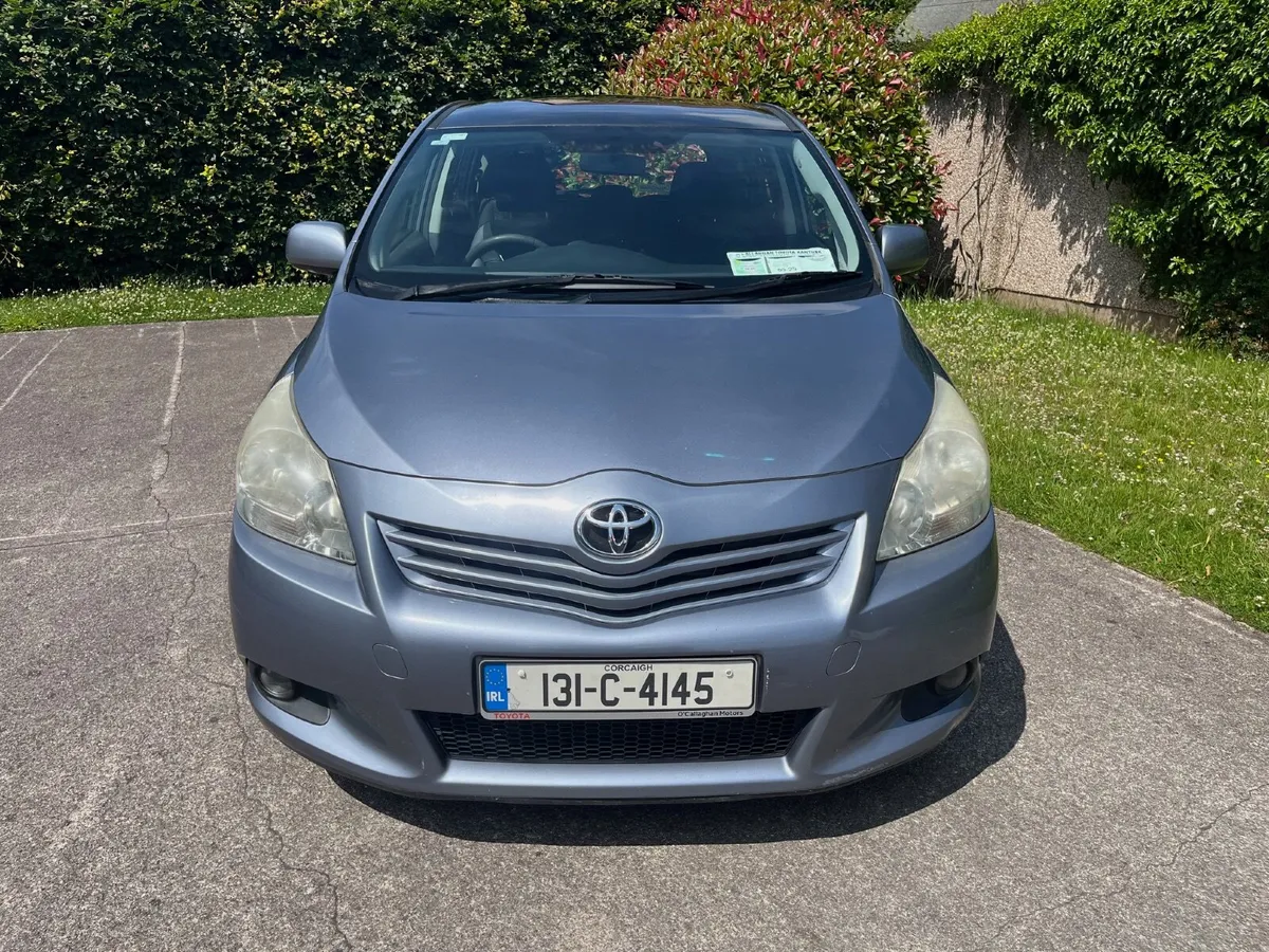 Toyota Verso 2013 - 7 seater - Image 2