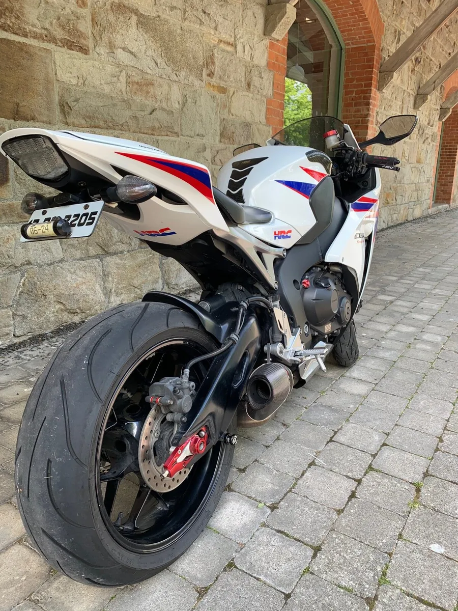 Honda Cbr 1000 fireblade - Image 3