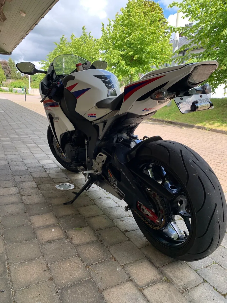 Honda Cbr 1000 fireblade - Image 4