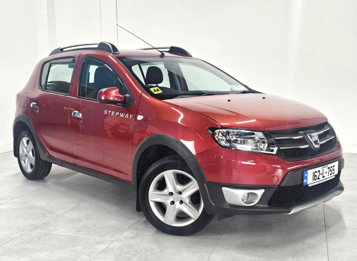 2016 Dacia Sandero Stepway 1.5 DCi Signature - Image 2