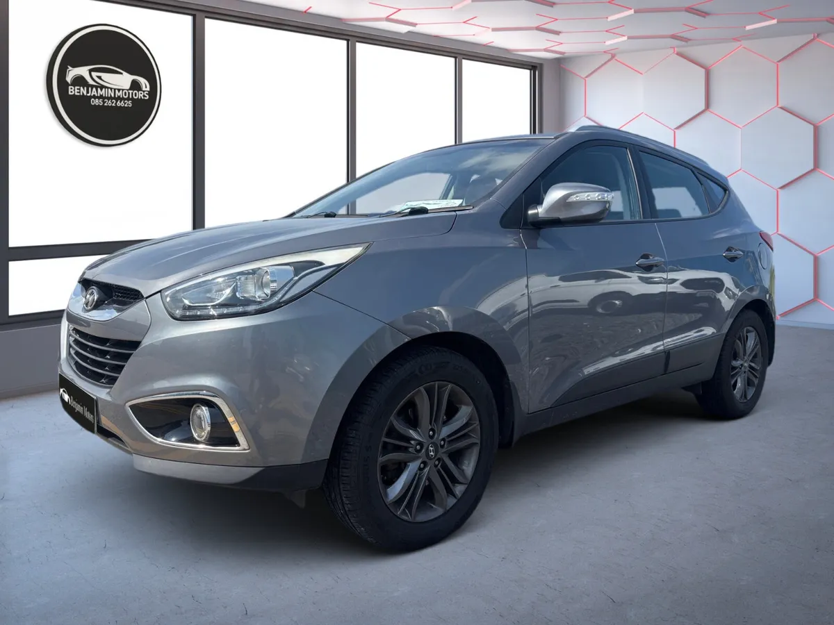 Hyundai ix35 2015 New Nct High Specs Low Miles - Image 2