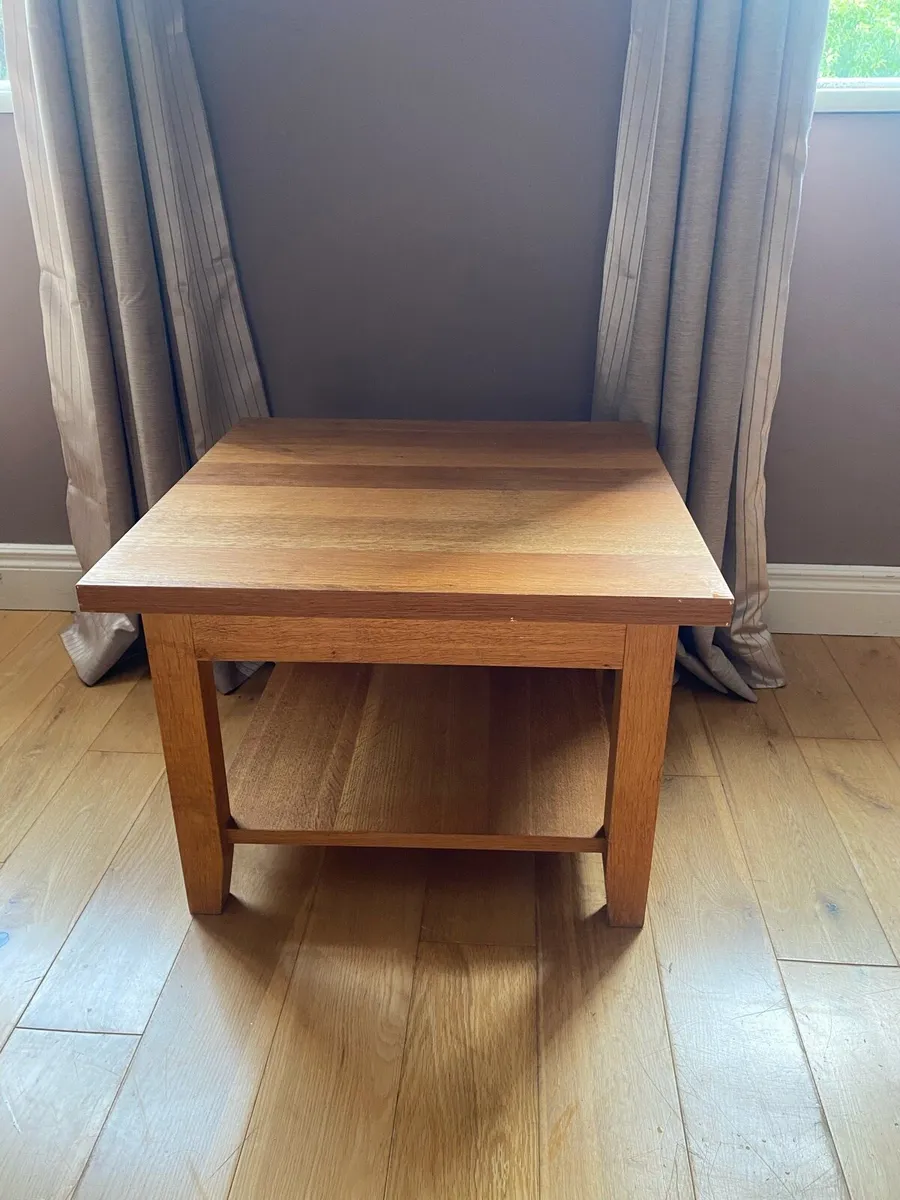 Oak coffee table - Image 1
