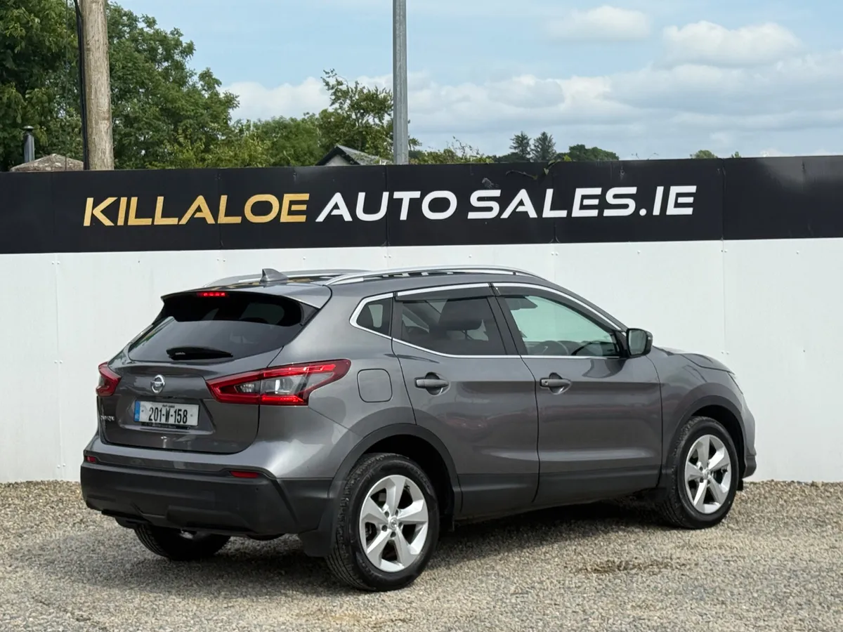 Nissan Qashqai 1.3P SV Premium (Low Miles) - Image 4