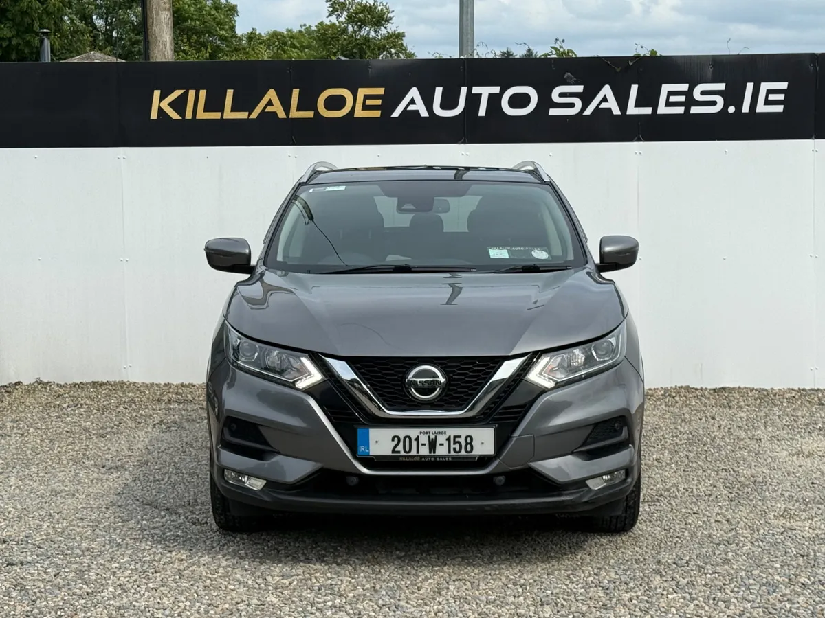 Nissan Qashqai 1.3P SV Premium (Low Miles) - Image 2