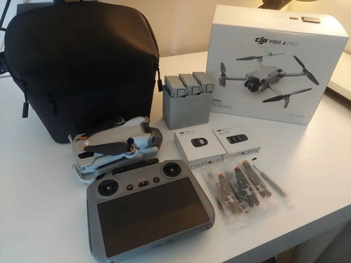 DJI Mini 4 Pro Fly More Combo - Image 1