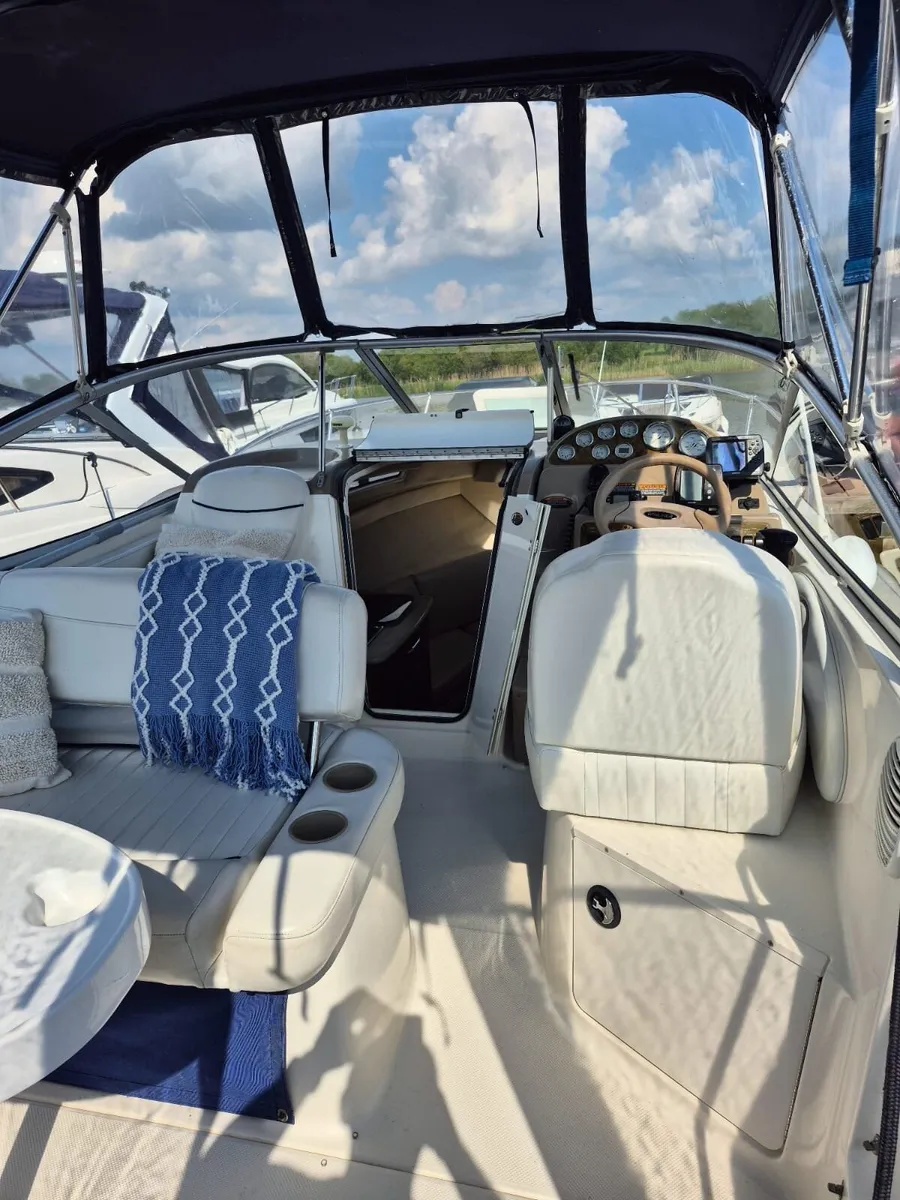 BAYLINER 245 SPORTS CRUISER - Image 4