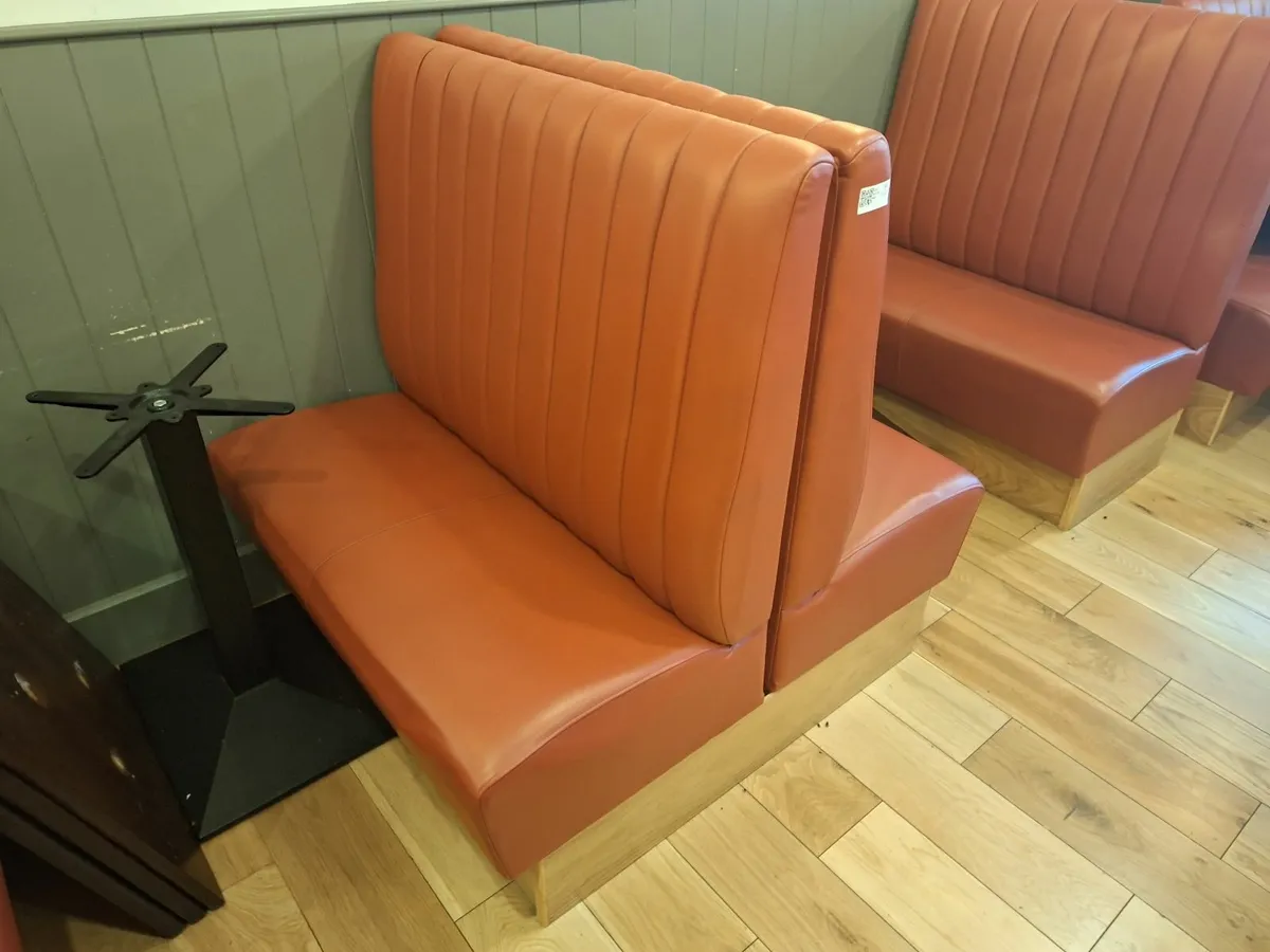 4X Bench Seating (1 Bench = Approx  1100mm X 1210m - Image 4