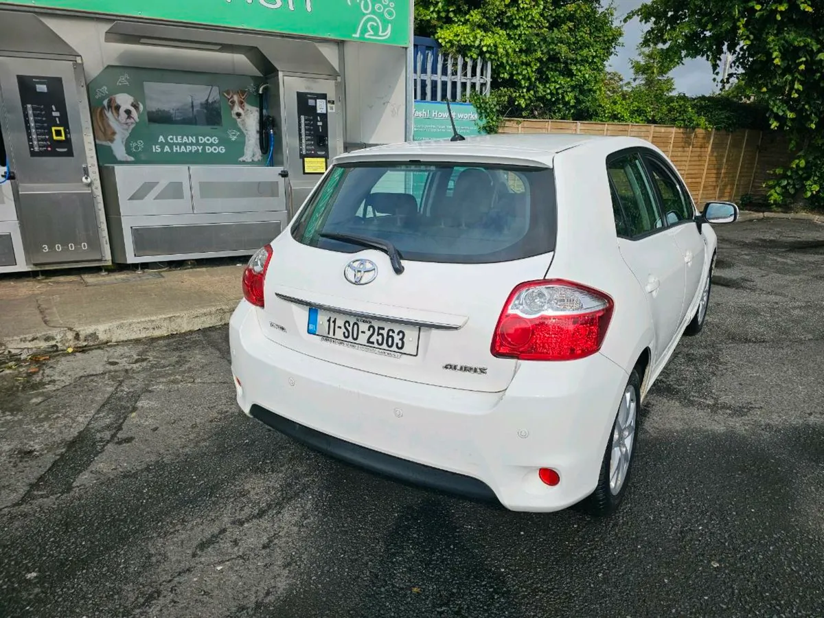 Toyota Auris 1.3L VVTI Self Charging Toyota - Image 3