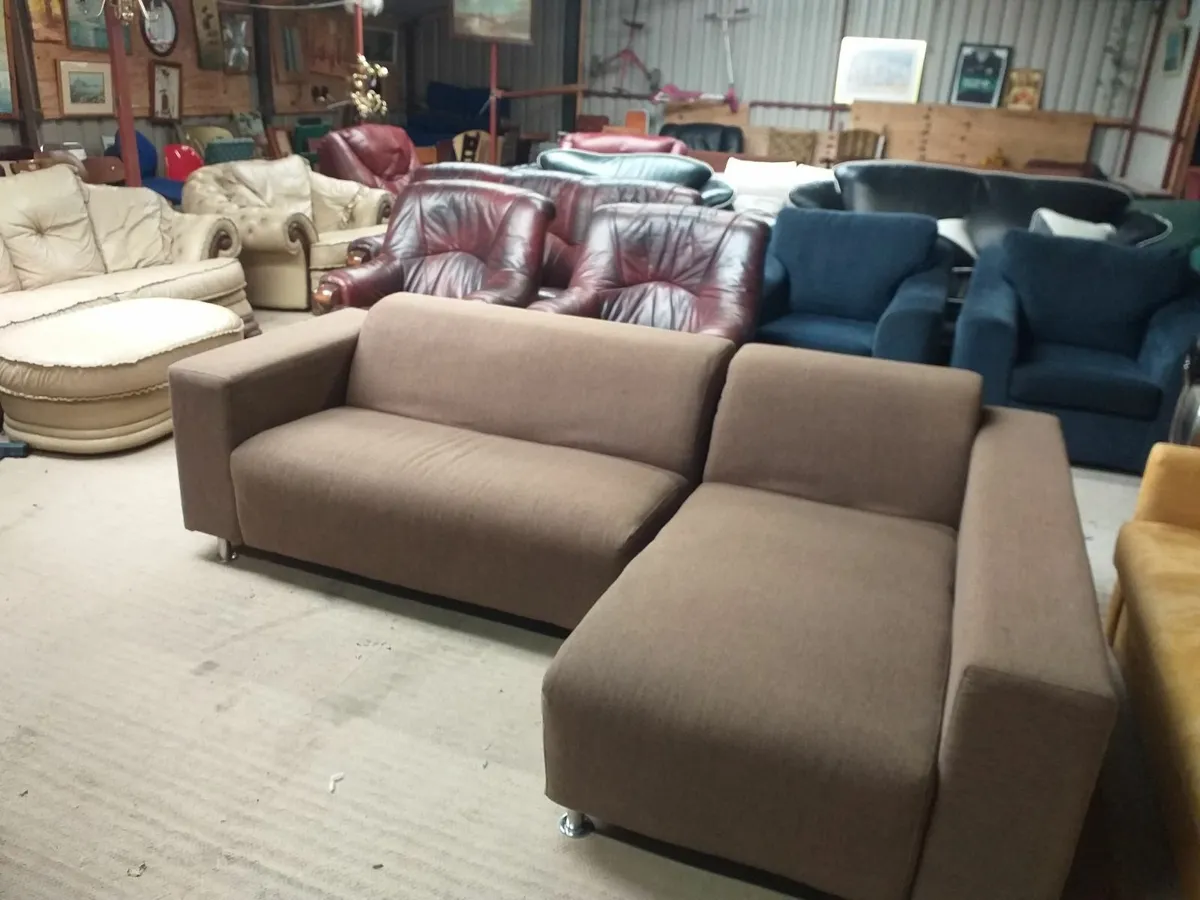 Lots of mixed furniture - Image 1