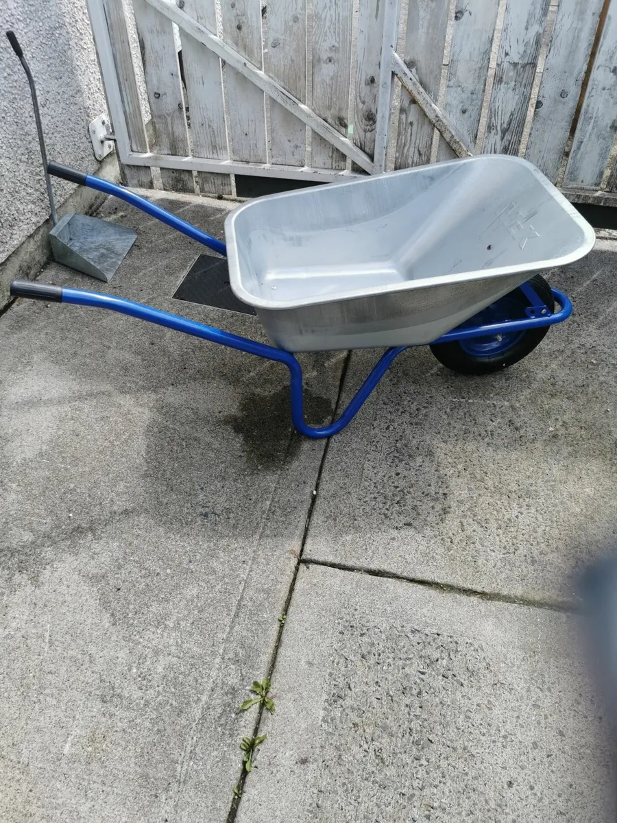 Galvanised wheel barrow - Image 1