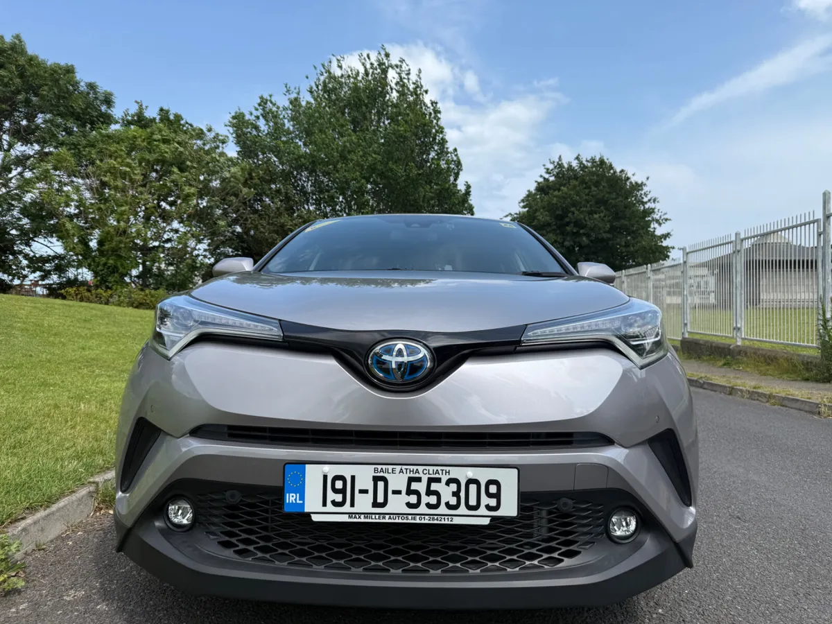 Toyota C-HR 2019 1.8 HYBRID PETROL , HIGH SPECIFIC - Image 2
