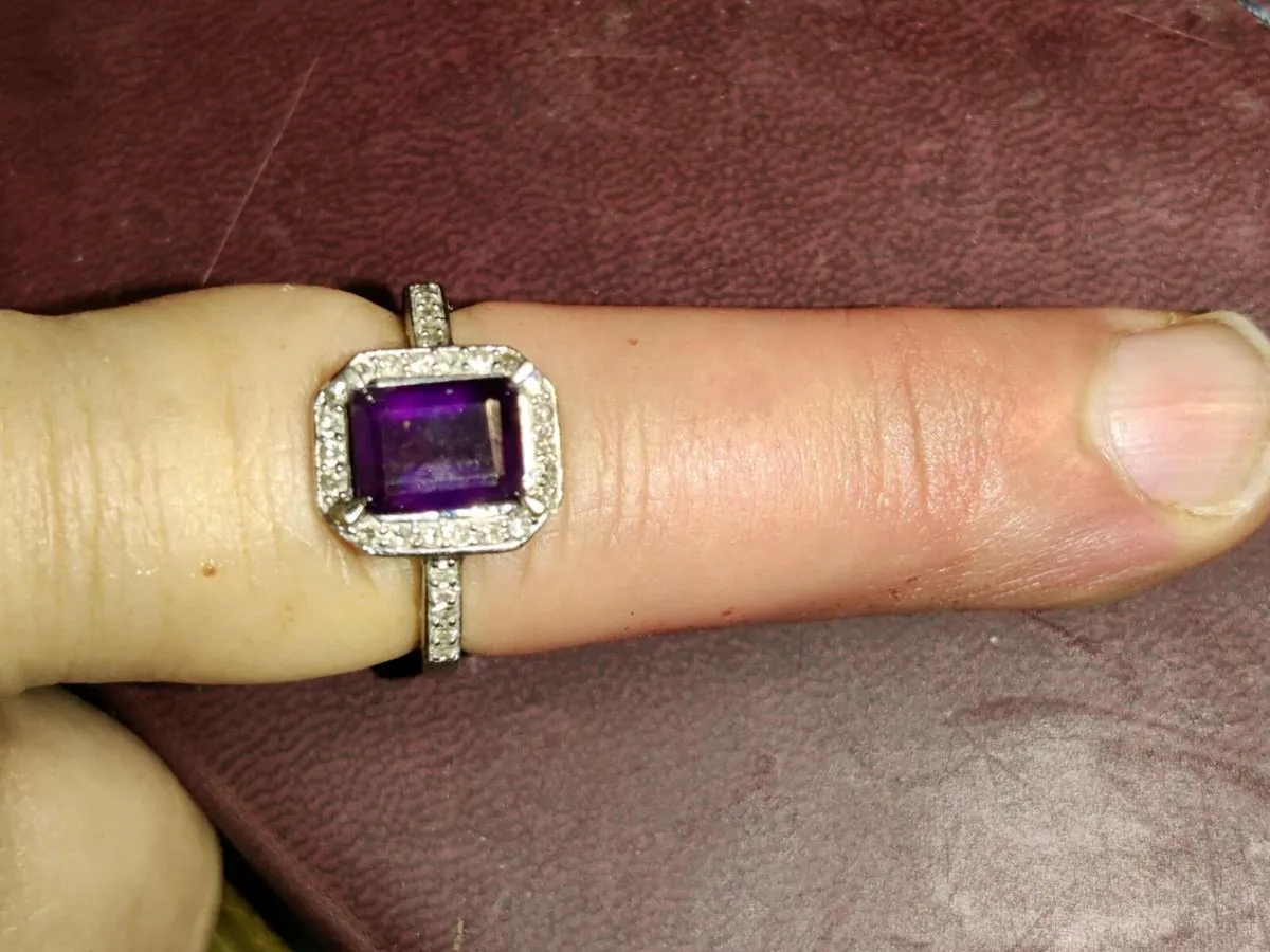 SQUARE DIAMOND AMETHYST, 9CT White gold New Ring ! - Image 2