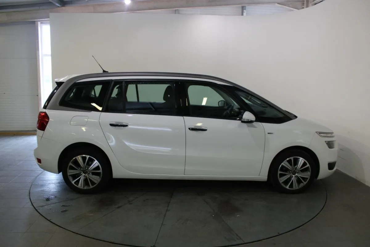 Citroen C4 1.6hdi 90hp Connected Auto - Image 3