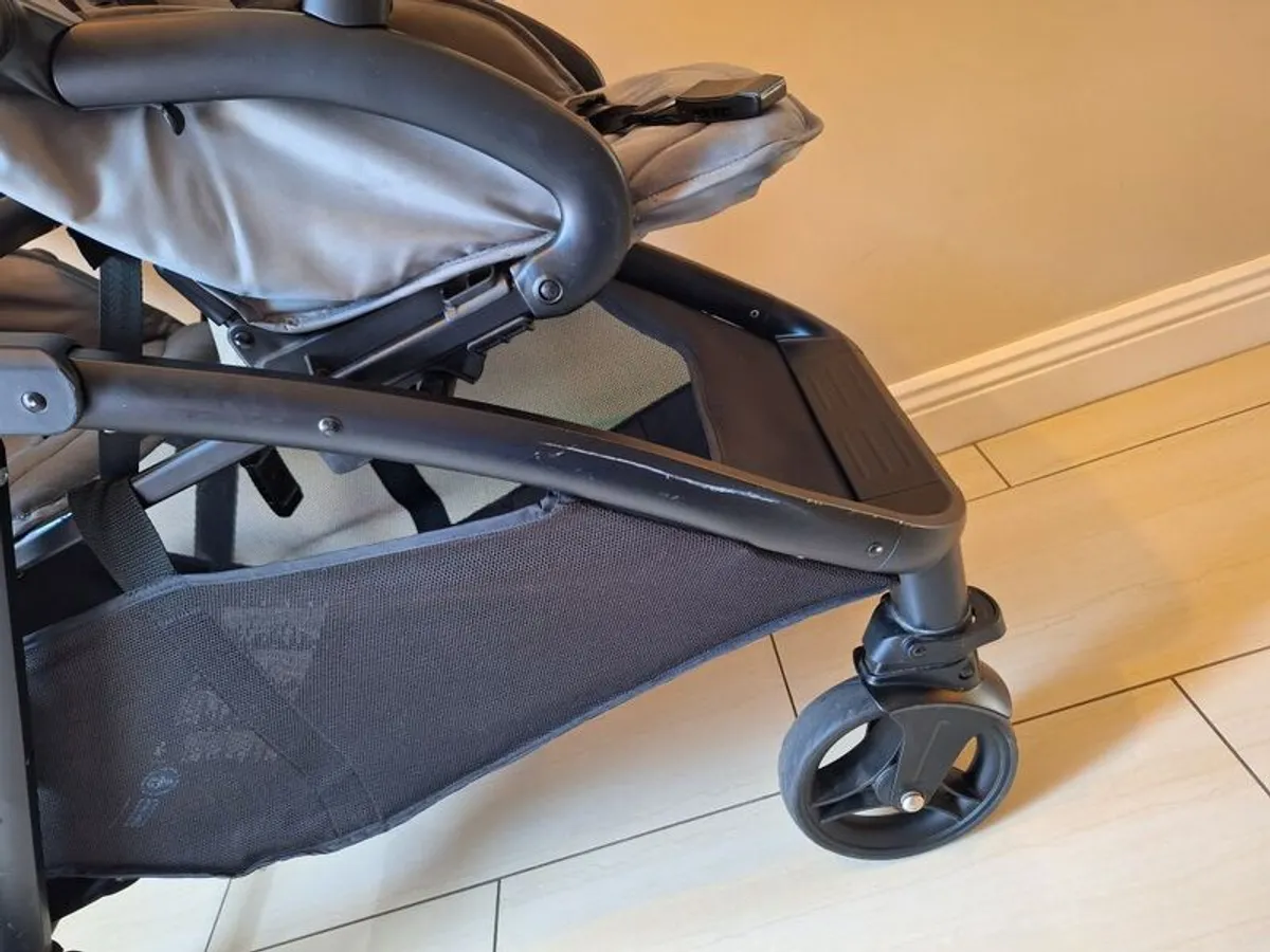 Joie Evalite double buggy - Image 2