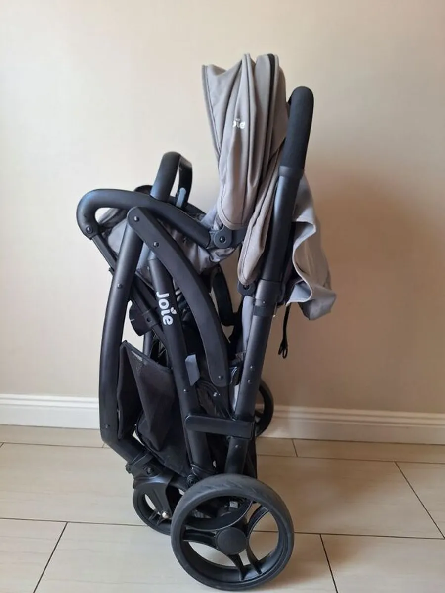 Joie Evalite double buggy - Image 3