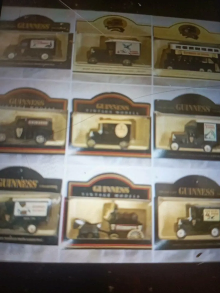 GUINNESS DIE-CAST . MODLE' DELIVERY VAN. - Image 1