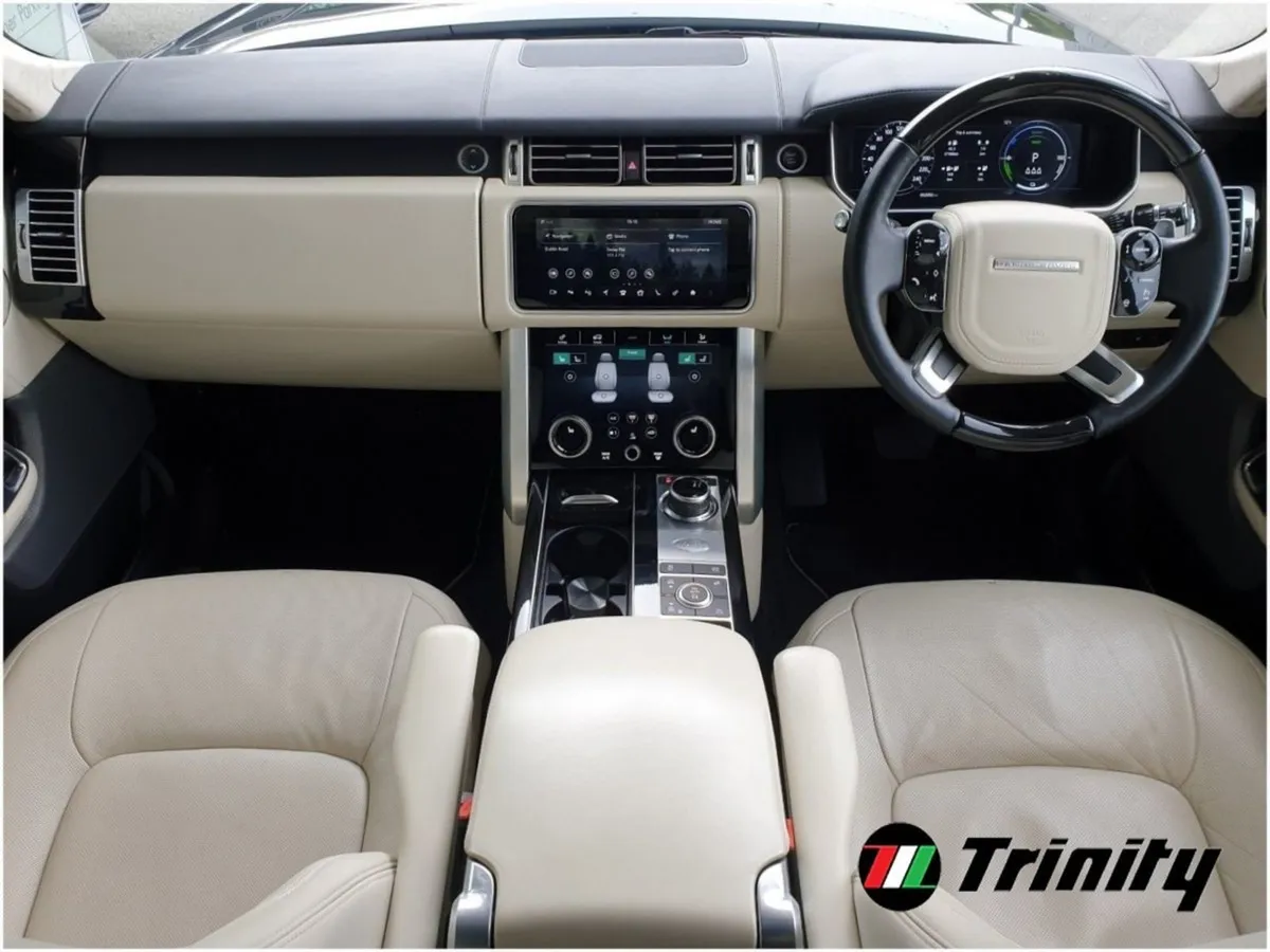 Land Rover Range Rover Black Edition Autobiograph - Image 2