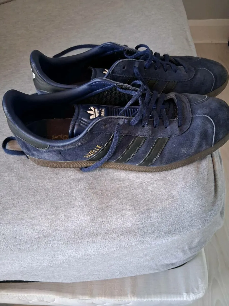 Adidas Gazelle size 10  (44.5) - Image 2