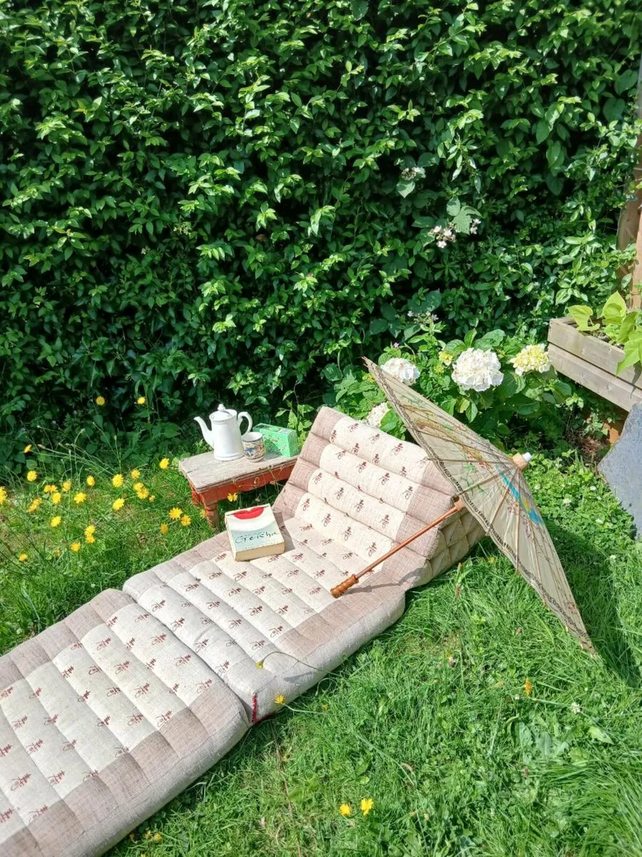 Traditional Thai Day Bed - Image 2