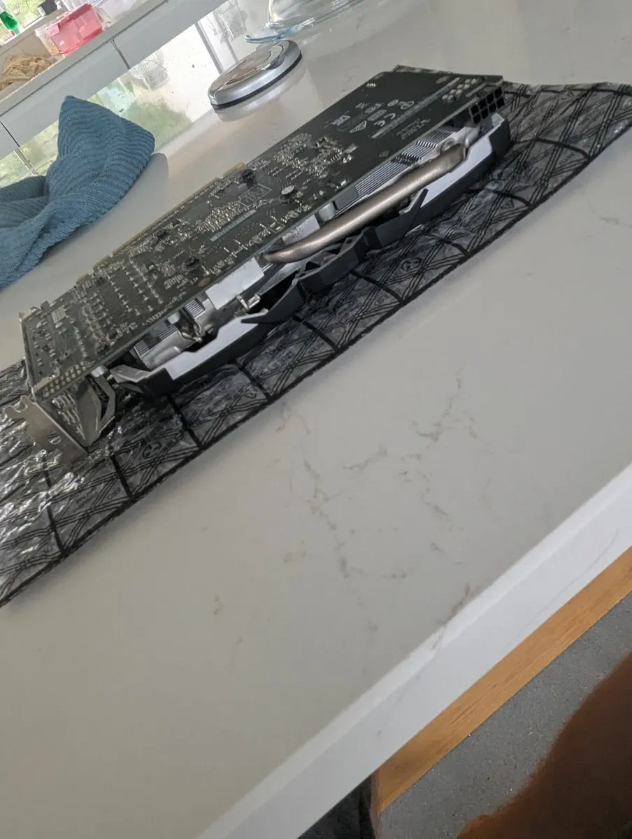 MSI Radeon RX 570 ARMOR 8G OC - Image 3