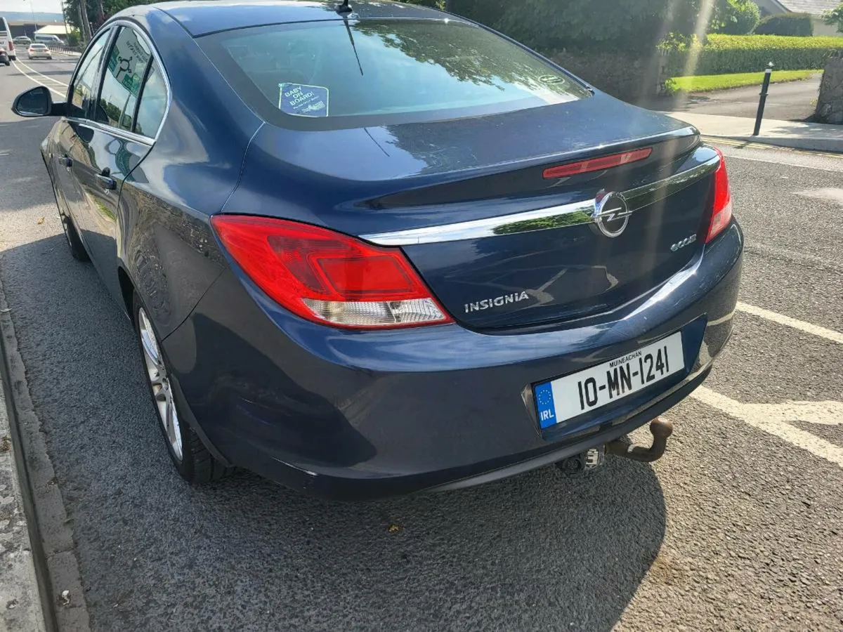 2010 insignia diesel Taxed and NCT - Image 4