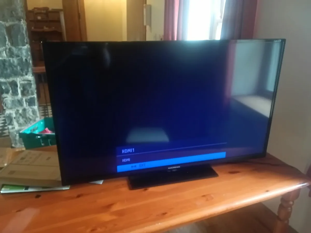 Tv 48 inch, works perfectly - Image 1