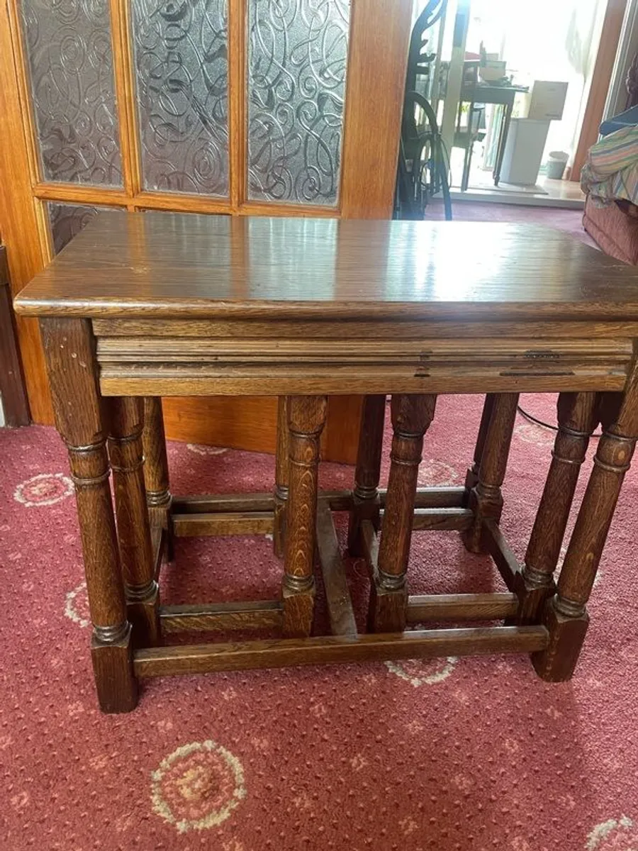 Oak nest of tables. - Image 3