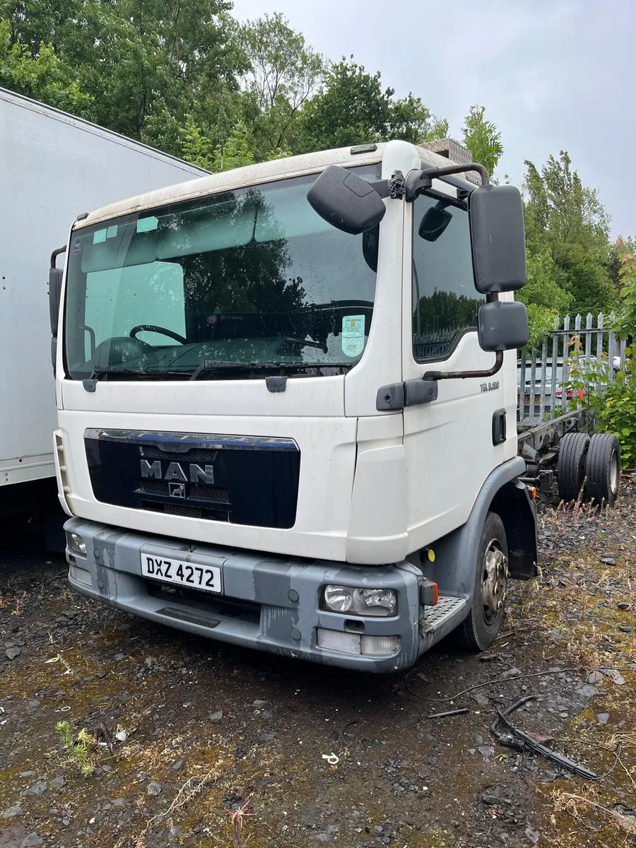 2012 MAN TGL  8.180 Chassis Cab - Image 1
