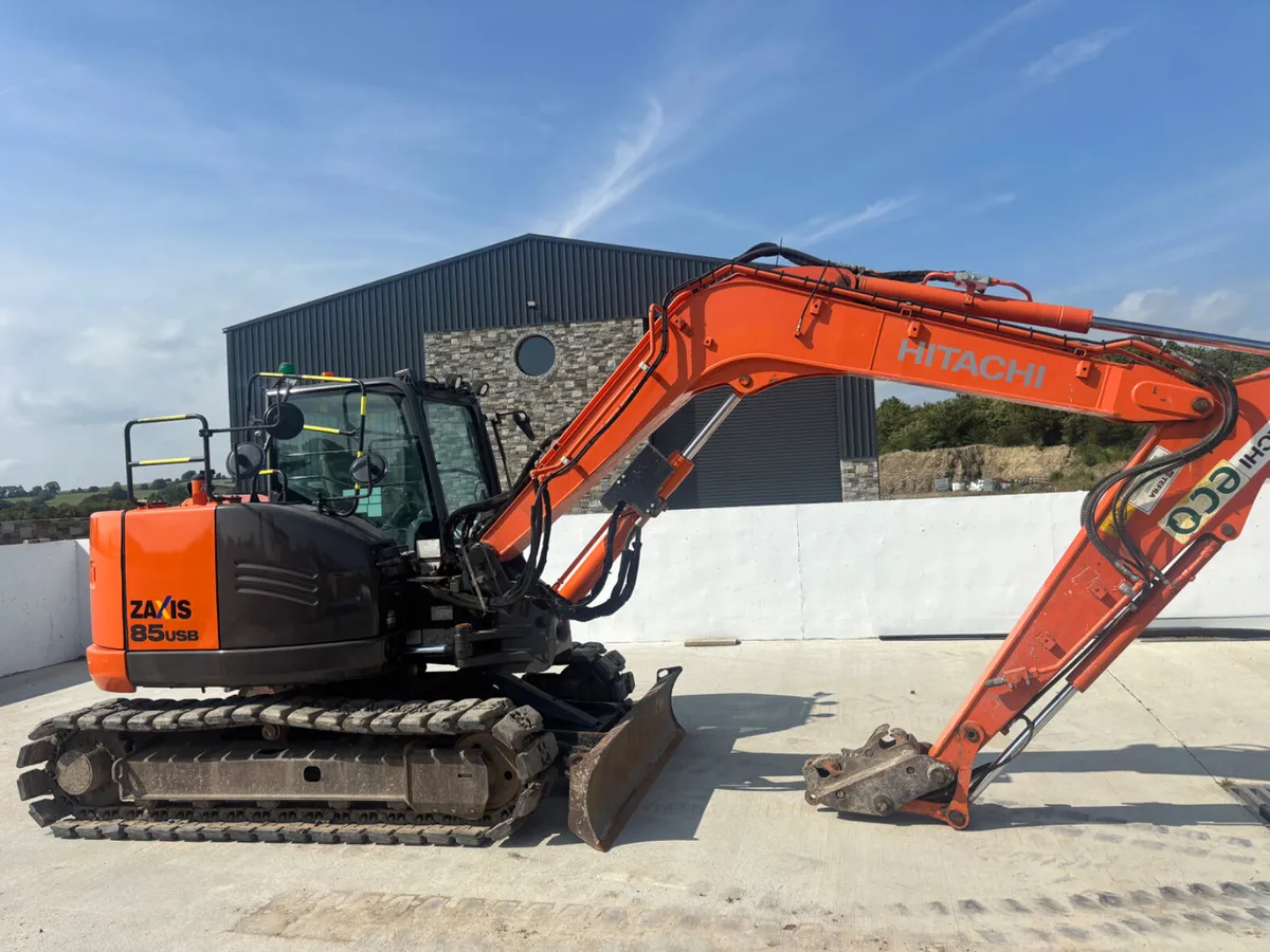 Hitachi 85 year 2018 - Image 2