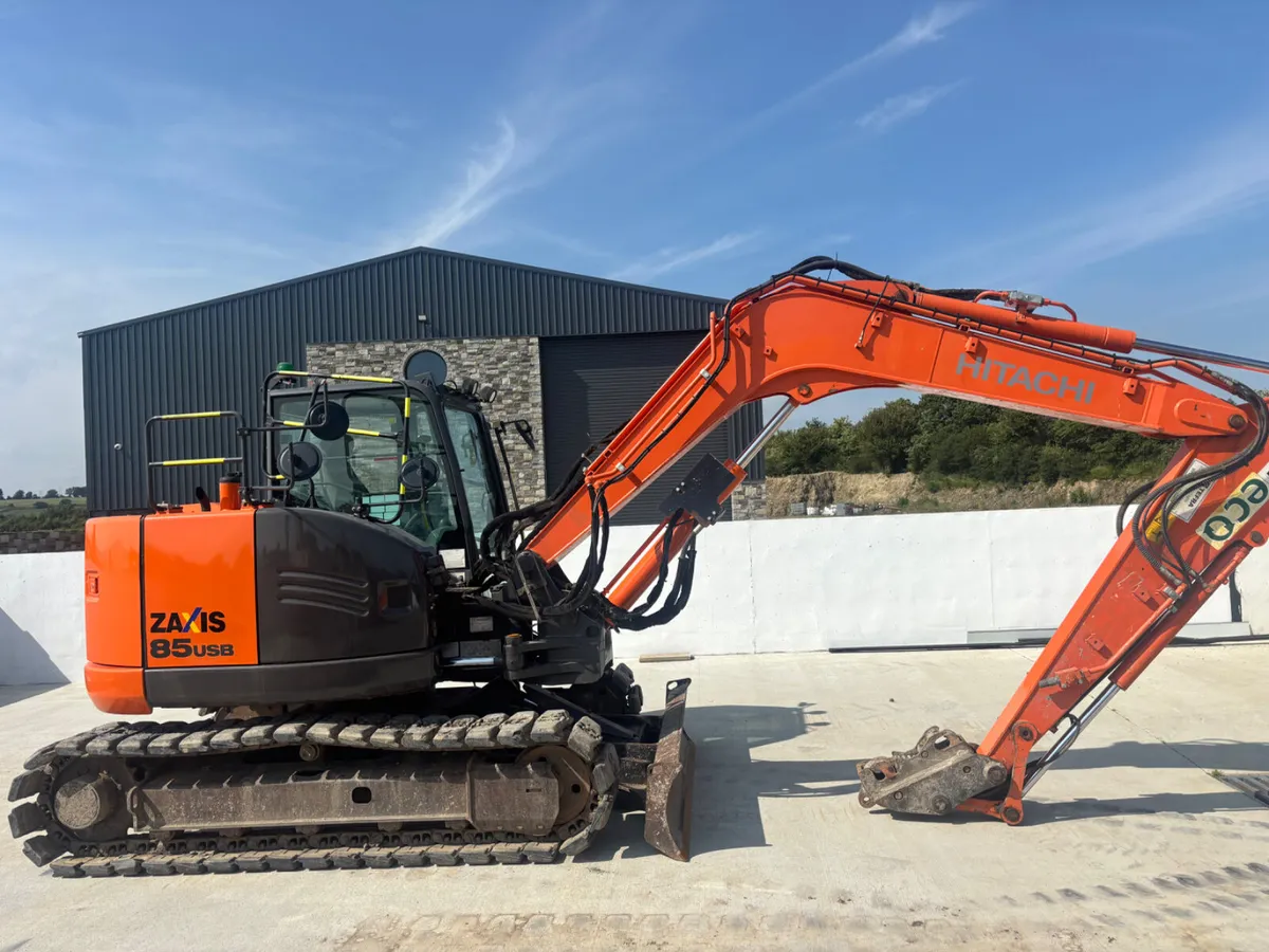 Hitachi 85 year 2018 - Image 4