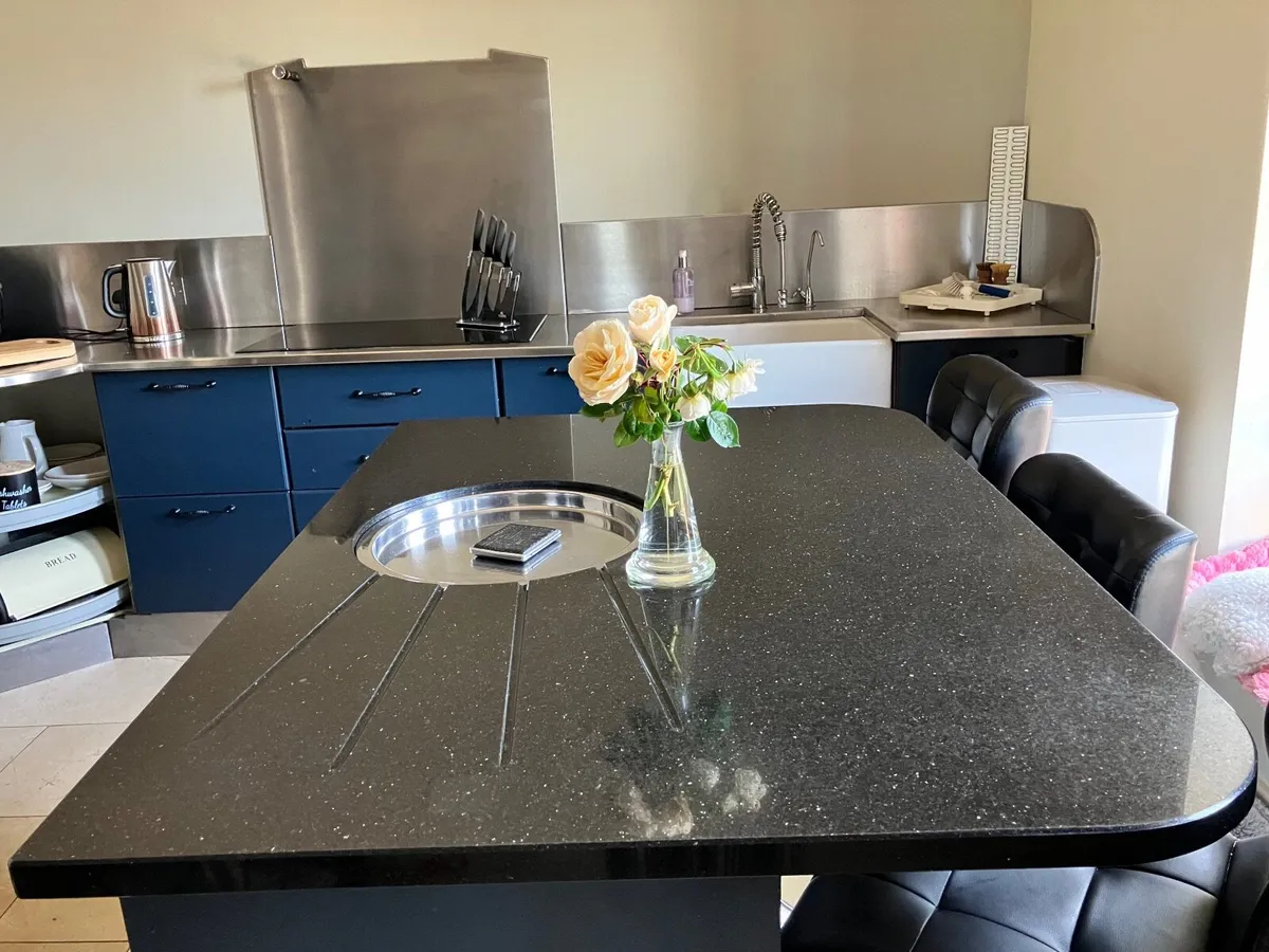 Kitchen Island marble worktop - Image 2
