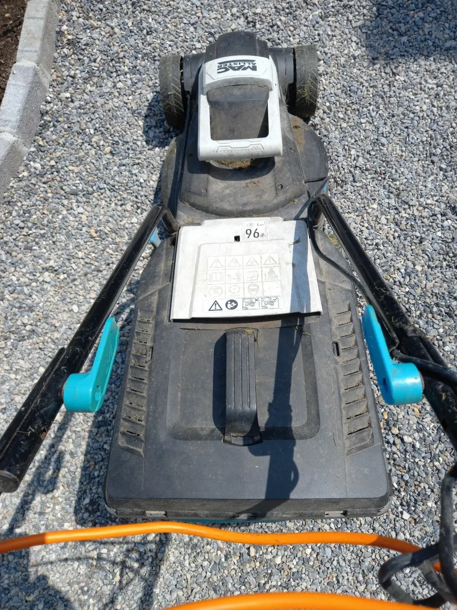 Lawnmower - Electric - Image 3