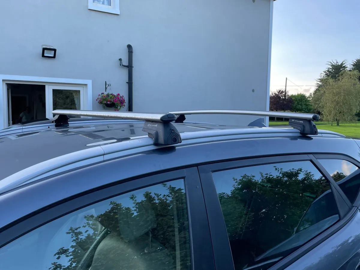 Hyundai Tucson 2015 to 2020 Roof Bars - Image 1