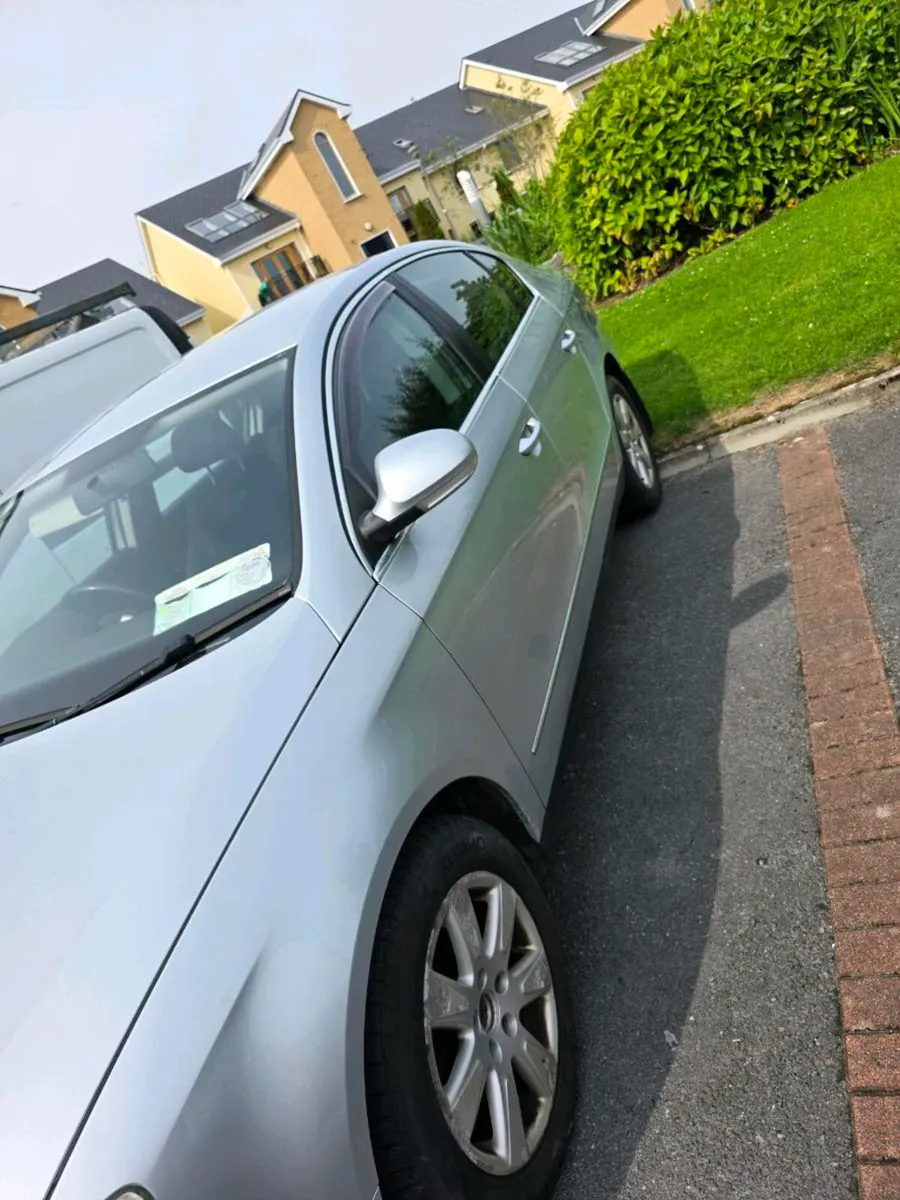 Car - Image 2