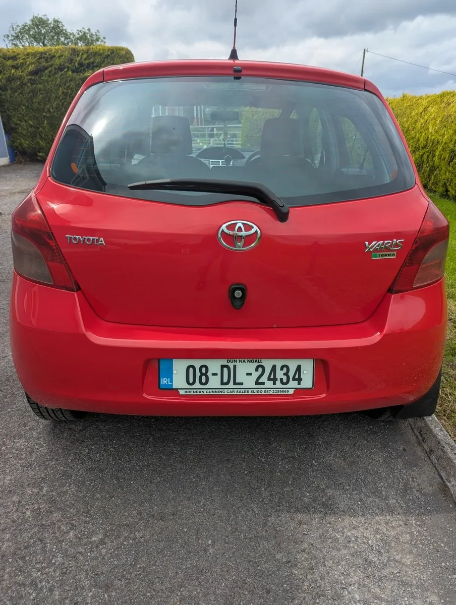 Toyota Yaris 2008 - Image 3