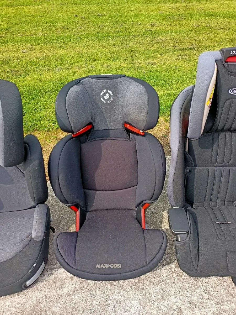 Car seats - Image 3