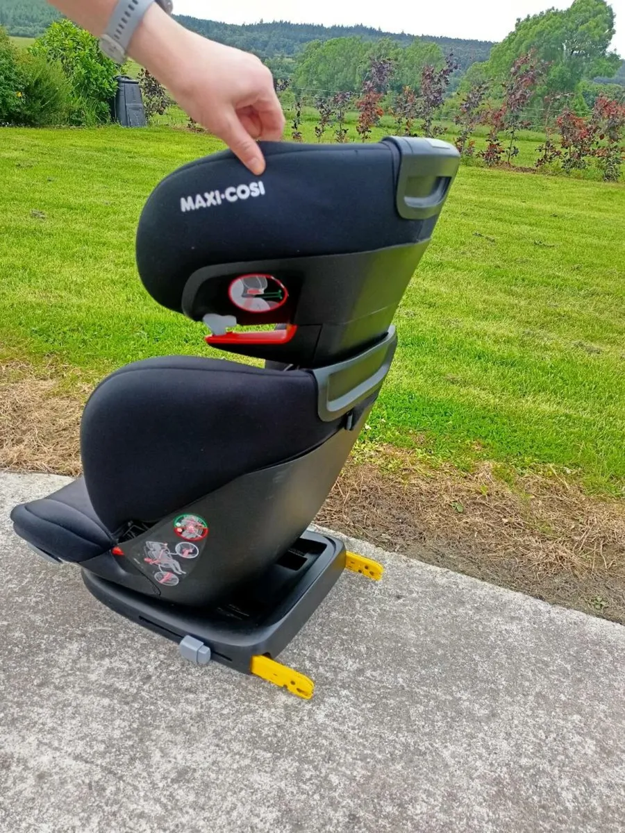 Car seats - Image 4