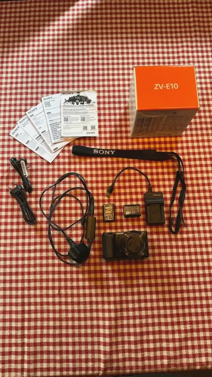 Sony Alpha ZV-E10 Vlog Camera - Image 2