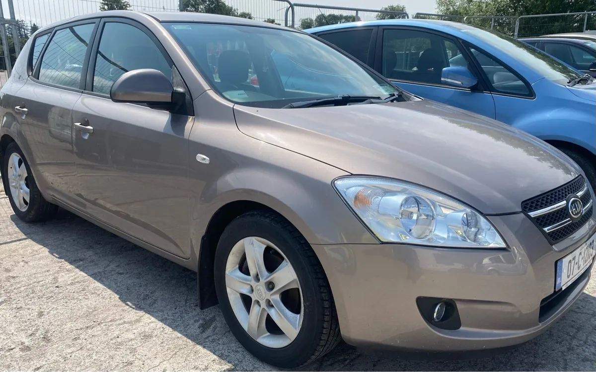2007 kia ceed 1.4 petrol manual for sale… - Image 2